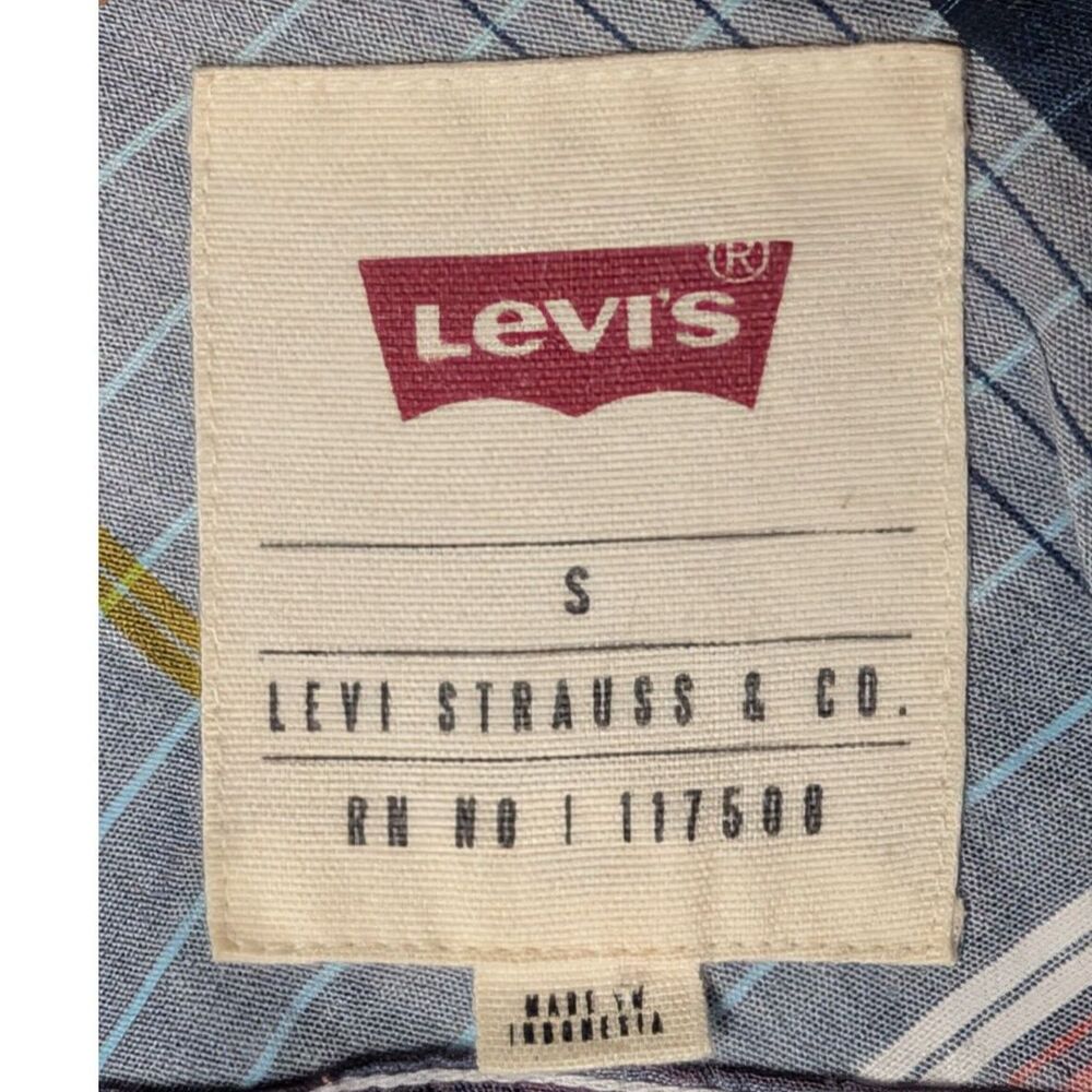 Levi's Men's Plaid Short Sleeve Button Front Shirt Small Blue Red White Casual - Picture 6 of 6